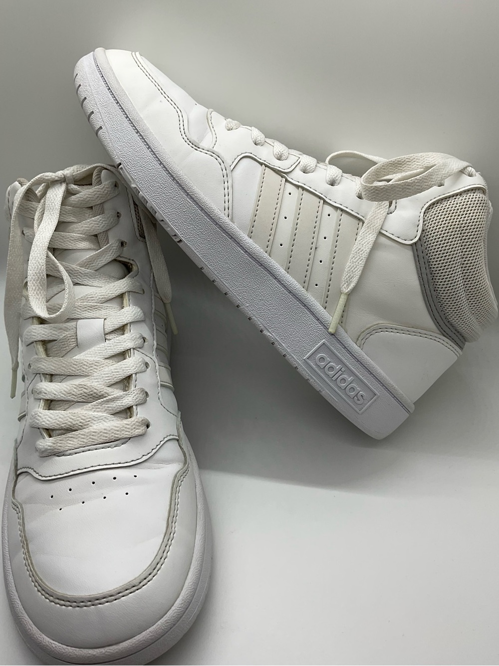 ADIDAS Hoops 3.0 Mid-Top Sneakers white/grey Women’s size 5.5
